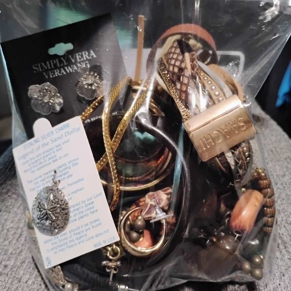 🎅Lot of Misc Jewelry
